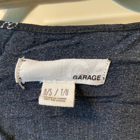 4/$30🦋 Garage cardigan O/S - Picture 4 of 4